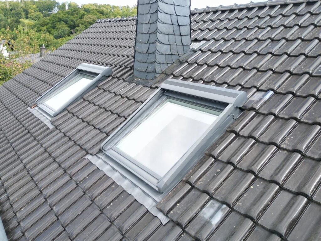 Dachreparatur im Westerwald – vorher/nachher Vergleich durch Pistor-Dach